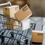 Онлайн-продажи не спасают ТРЦ