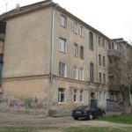 В военном городке Запорожья починят дом