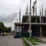 В Киеве на проезжей части снова стали строить ТРЦ