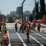 На шести объектах уже обновили дороги